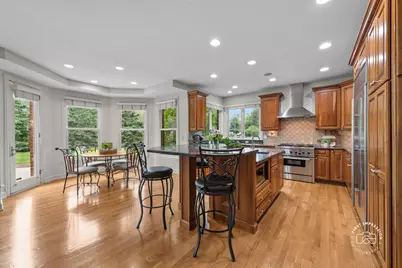 38W535 Red Bay Court, Saint Charles, IL 60175 - Photo 6