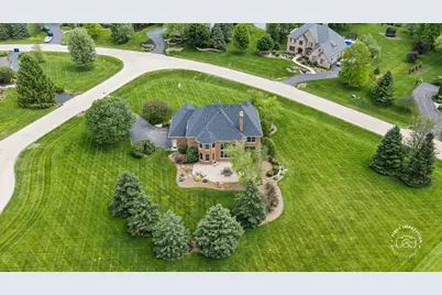 38W535 Red Bay Court, Saint Charles, IL 60175 - Photo 32