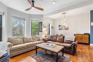 1048 W Byron St, Chicago, IL 60613 - Photo 6