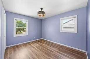 315 S Park Blvd, Streamwood, IL 60107 - Photo 8