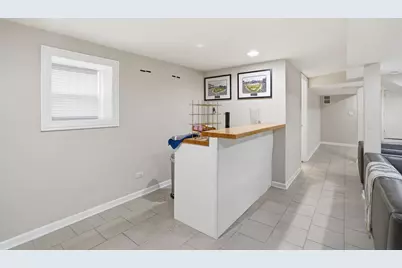2923 N New England Avenue, Chicago, IL 60634 - Photo 18
