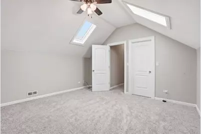 2923 N New England Avenue, Chicago, IL 60634 - Photo 14
