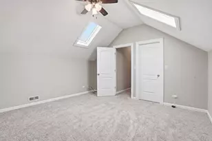 2923 N New England Ave, Chicago, IL 60634 - Photo 14