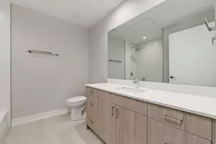 1964 N Milwaukee Ave, Chicago, IL 60647 - Photo 10