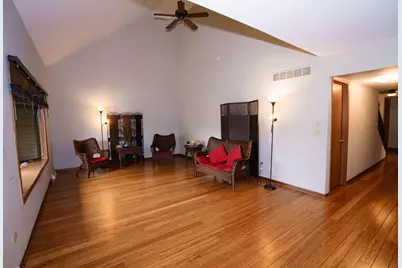 601 S Raven Road, Shorewood, IL 60404 - Photo 10