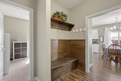 4305 Happiness Lane, Bettendorf, IA 52722 - Photo 12