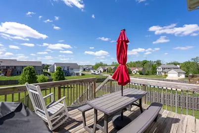 4305 Happiness Lane, Bettendorf, IA 52722 - Photo 38