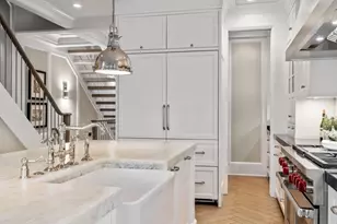 1942 N Sedgwick St, Chicago, IL 60614 - Photo 44