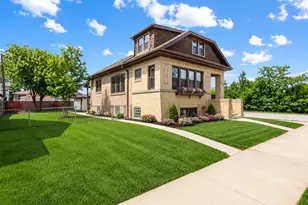 5526 N Nordica Ave, Chicago, IL 60656 - Photo 2