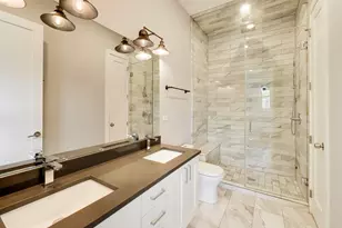 2733 W Hirsch St, Chicago, IL 60622 - Photo 10