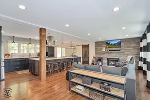 829 E Porter Ave, Naperville, IL 60540 - Photo 2
