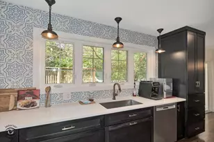 829 E Porter Ave, Naperville, IL 60540 - Photo 8