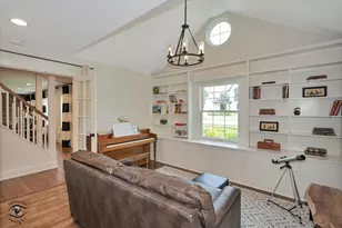 829 E Porter Ave, Naperville, IL 60540 - Photo 10