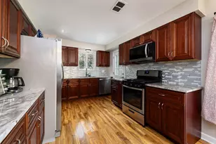 9476 Terrace Pl, Des Plaines, IL 60016 - Photo 8