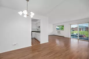 659 E Fullerton Ave, Glendale Heights, IL 60139 - Photo 16