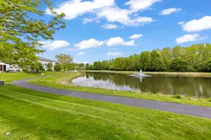 2448 Reflections Dr, Aurora, IL 60502 - Photo 26