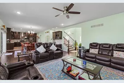 311 Bradford Avenue, Savoy, IL 61874 - Photo 8