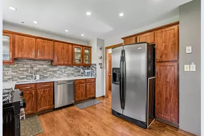 774 Polynesian Drive, Des Plaines, IL 60016 - Photo 10
