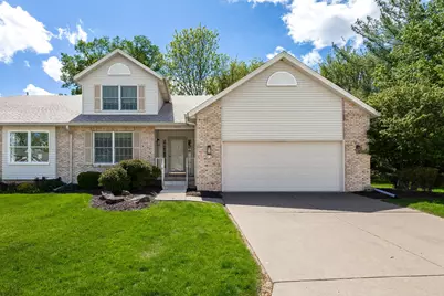 3000 E 32nd Street #11, Davenport, IA 52807 - Photo 2