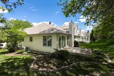 3000 E 32nd Street #11, Davenport, IA 52807 - Photo 38
