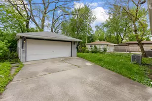 16329 Hermitage Ave, Markham, IL 60428 - Photo 20