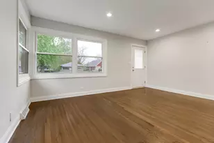 16329 Hermitage Ave, Markham, IL 60428 - Photo 4