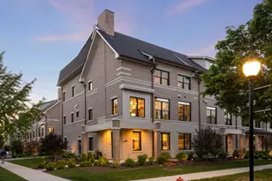 111 N Columbia St, Naperville, IL 60540 - Photo 80