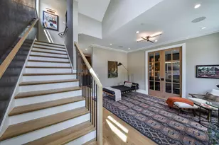 111 N Columbia St, Naperville, IL 60540 - Photo 18