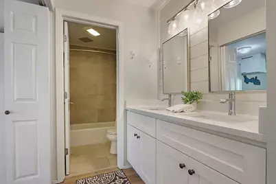 511E Tam O'Shanter Drive #E, Fontana, WI 53125 - Photo 16