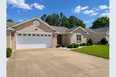 654 Lake Harbor Drive, Marion, IL 62959 - Photo 2