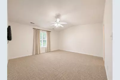 654 Lake Harbor Drive, Marion, IL 62959 - Photo 14
