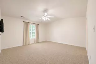 654 Lake Harbor Dr, Marion, IL 62959 - Photo 14