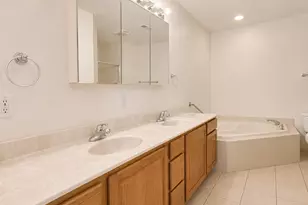 654 Lake Harbor Dr, Marion, IL 62959 - Photo 16