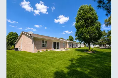 654 Lake Harbor Drive, Marion, IL 62959 - Photo 4