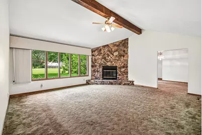 204 Carriage Drive, Morris, IL 60450 - Photo 6