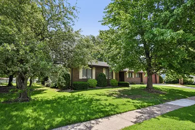 204 Carriage Drive, Morris, IL 60450 - Photo 2