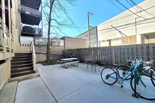626 W Wellington Ave, Chicago, IL 60657 - Photo 20