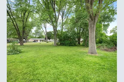 7010 Seminole Drive, Wonder Lake, IL 60097 - Photo 32