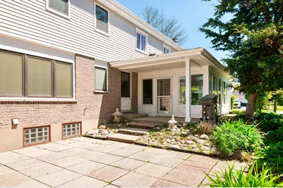 1829 E Bittersweet Lane, Mount Prospect, IL 60056 - Photo 32