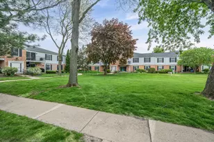 [Address not provided], Crystal Lake, IL 60014 - Photo 6
