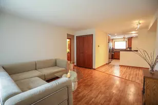 7218 W Wrightwood Ave, Elmwood Park, IL 60707 - Photo 4