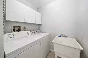 1412 Beach Rd, McHenry, IL 60050 - Photo 14