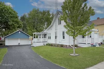 9805 Illinois Street, Hebron, IL 60034 - Photo 2