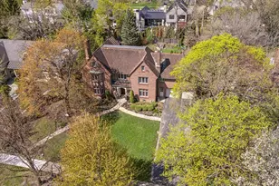 1018 Eastwood Rd, Glencoe, IL 60022 - Photo 52