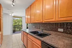 6000 Oakwood Dr, Lisle, IL 60532 - Photo 10