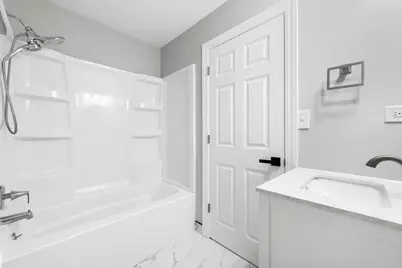 22 N 12th Street, Saint Charles, IL 60174 - Photo 16
