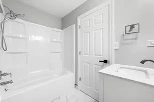 22 N 12th St, Saint Charles, IL 60174 - Photo 16