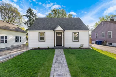 22 N 12th Street, Saint Charles, IL 60174 - Photo 1