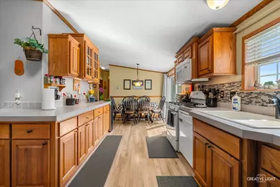 611 Bluebird Circle, Sandwich, IL 60548 - Photo 10