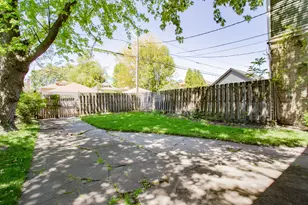 6636 N Talman Ave, Chicago, IL 60645 - Photo 4